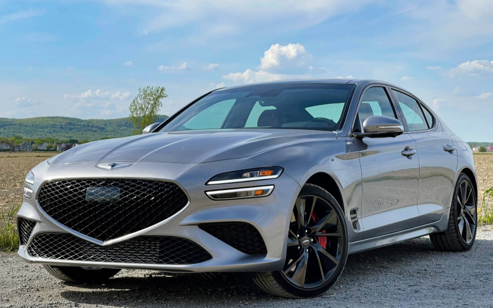 Genesis G70