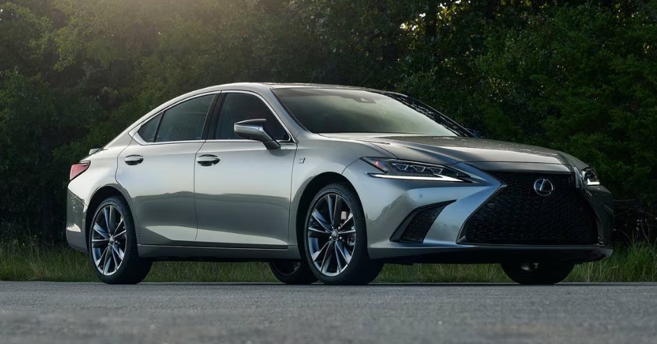 Lexus ES